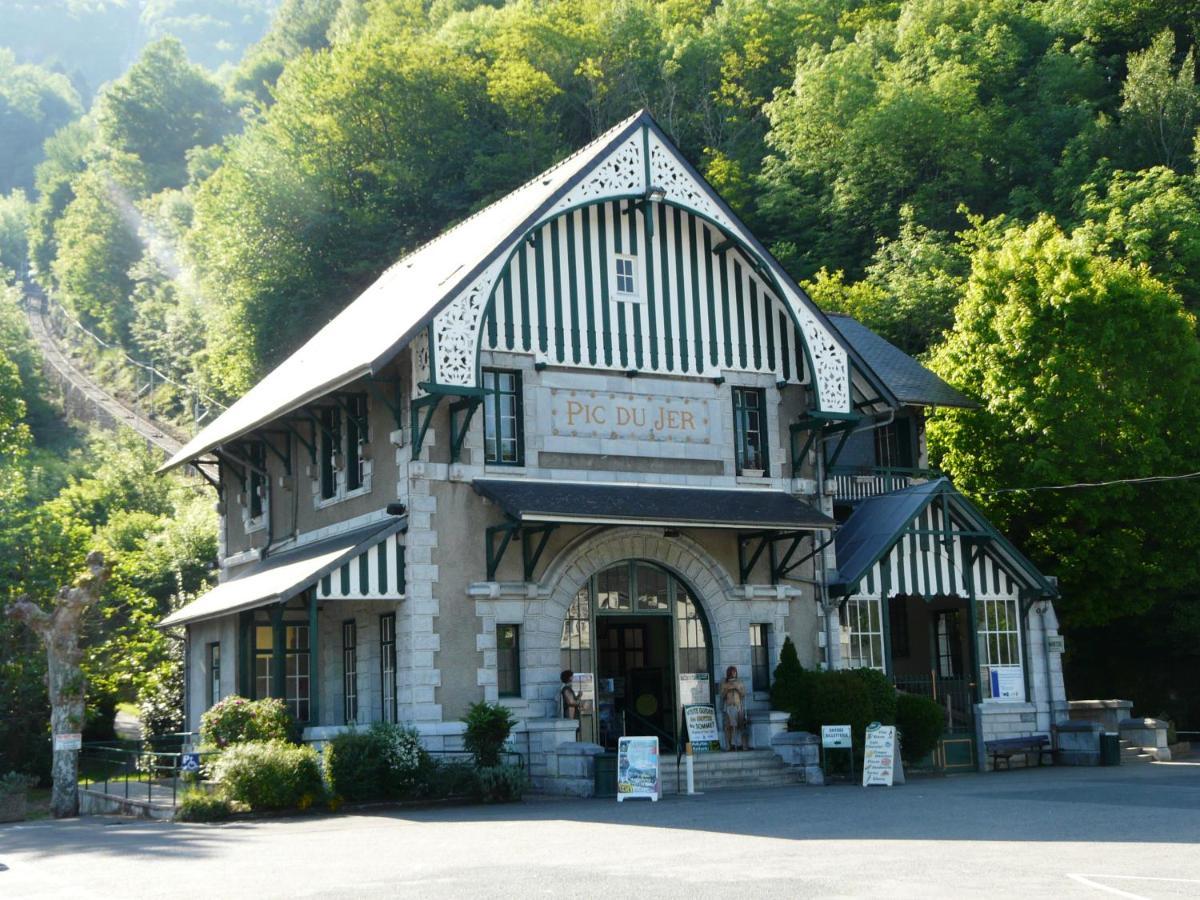 Hotel - Restaurant - Bar Saint Avit L Hotel Des Tchoumjeu Lourdes Bagian luar foto